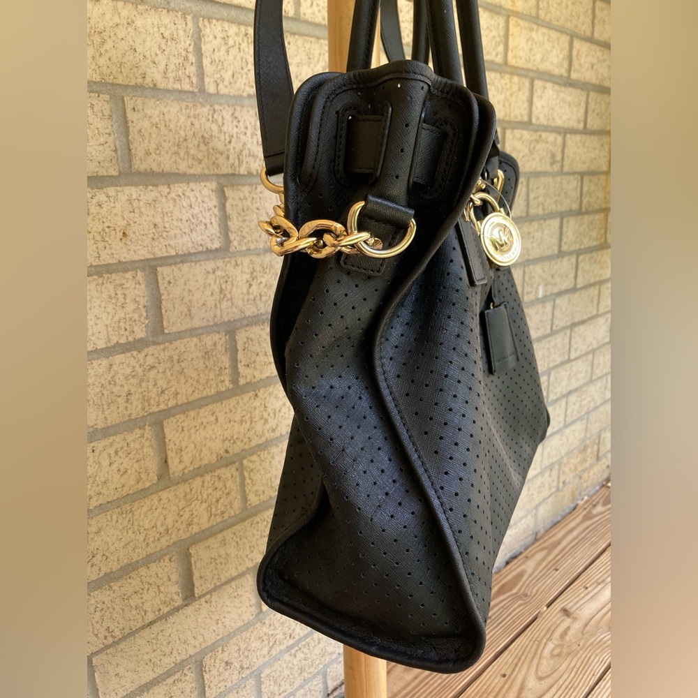Michael Kors LARGE Black Leather Perforated Hamilton Tote Bag Gold Hardware - Picture 6 of 17